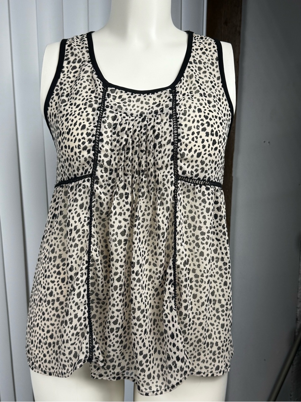 Chloe K Leopard Print Sleeveless Blouse | Size L | Sheer Layered Tank
